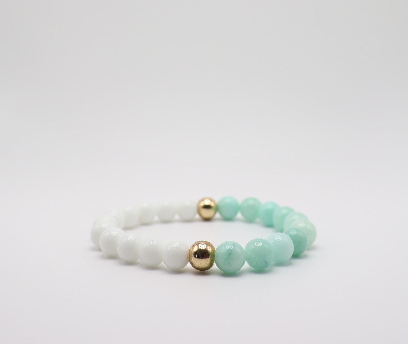 Aventurine, White Chalcedony & Gold Hematite Bracelet