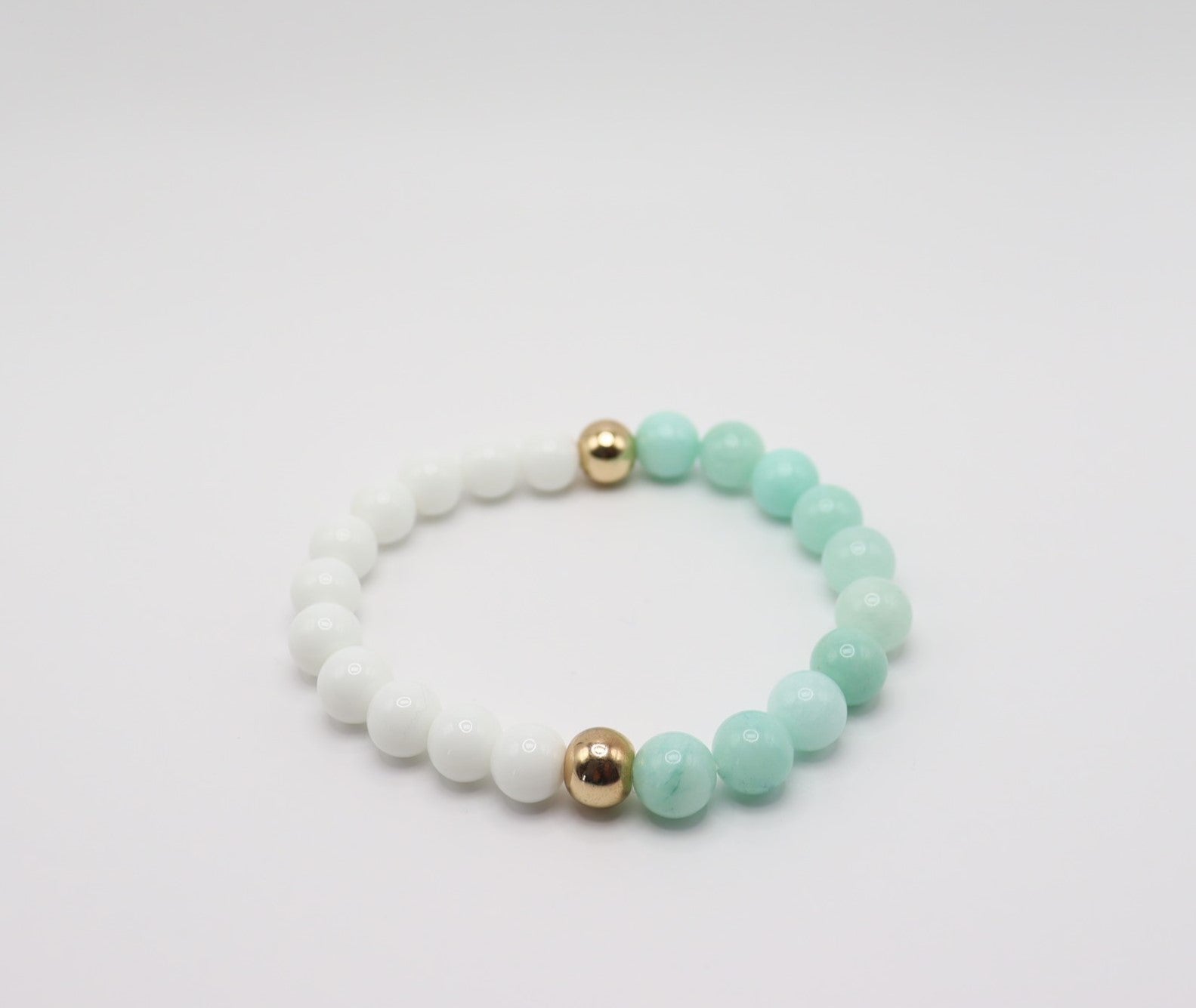 Aventurine, White Chalcedony & Gold Hematite Bracelet
