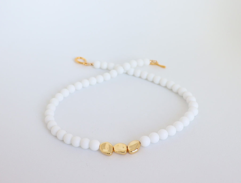 White Onyx & Gold Plated Hematite Necklace